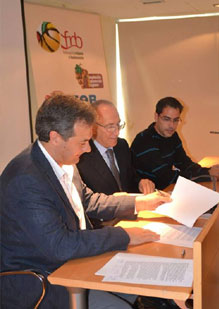 Firma de un convenio histórico entre C.B. Clavijo y C.D. Promete