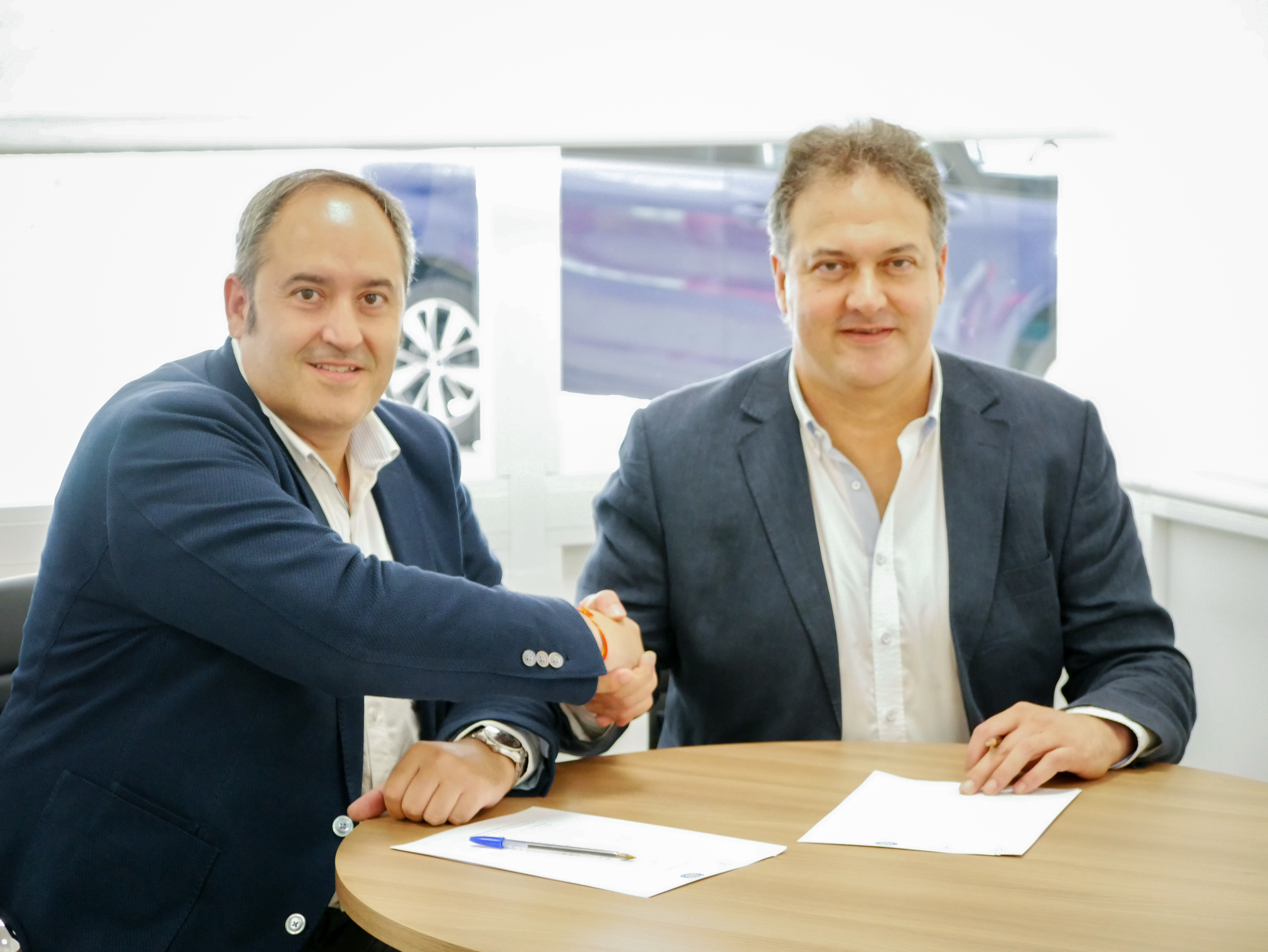 Auto Iregua amplía su compromiso con el Club Deportivo Promete